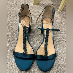 BADGLEY MISCHKA turquoise sandals (brand new)